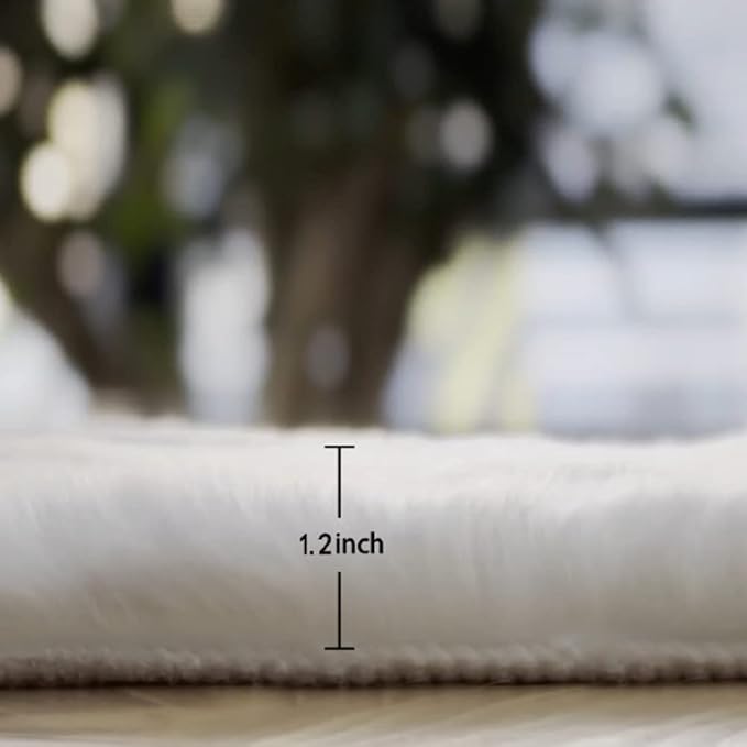 White Faux Rabbit Washable Fur Area Rugs Circle Rugs for Living Room Bedroom Teen Room Fluffy Area Rug 3ft Round Rug