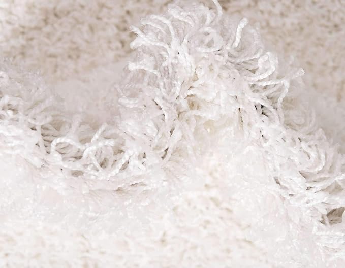 Unique Loom Solid Shag Collection Area Rug (8' Round, Snow White)