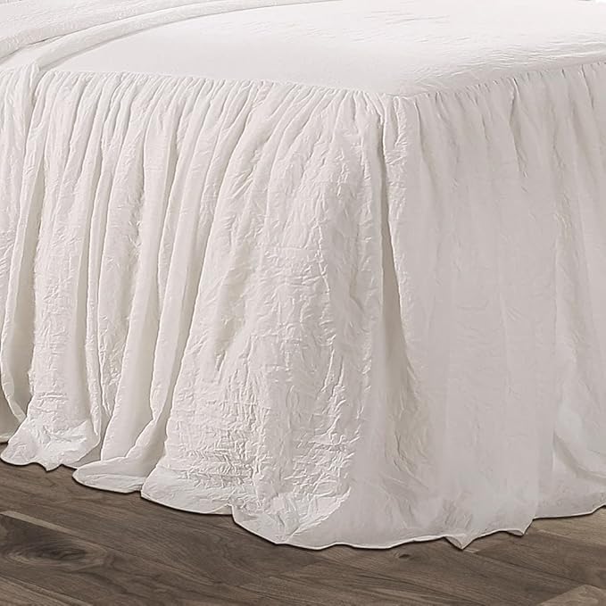 Lush Decor Ruffle Skirt Bedspread Set - 3-Piece Luxurious Farmhouse Bedding - Elegant Ruffle Detail - Timeless Style - Soft Lightweight Sheets - King, Navy