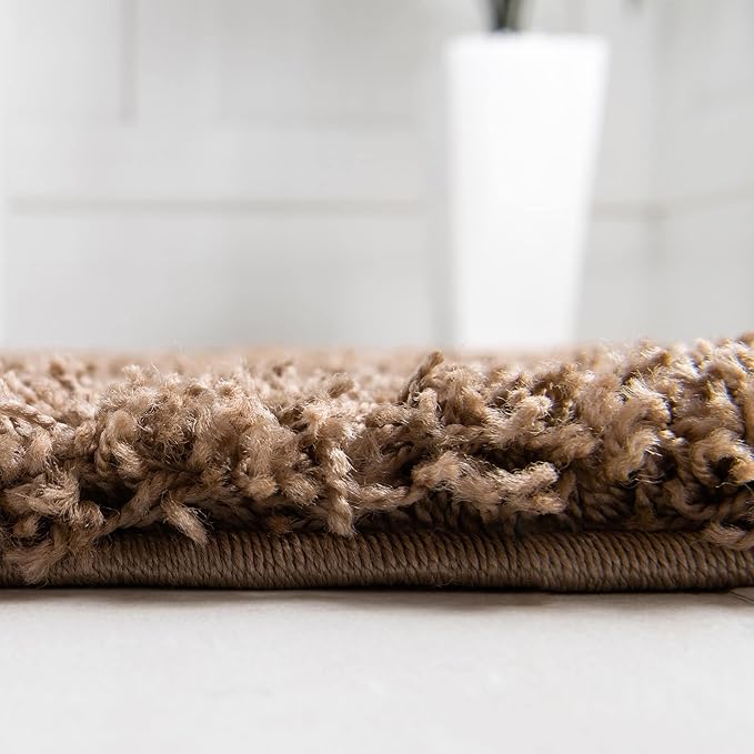 Unique Loom Solid Shag Collection Area Rug (5' 1" Round, Sandy Brown)