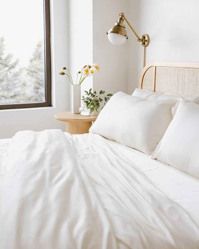 Cozy Earth Luxury Bed Sheet Set - 100% Viscose from Bamboo Fabric, Ultra-Soft & Breathable, Fits Regular & Deep Pocket Mattresses up to 20" - 4 Pieces Full Sheet Set White