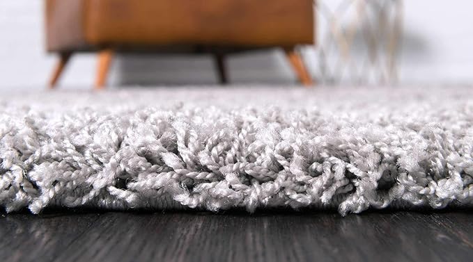 Unique Loom Solid Shag Collection Area Rug (6' 1" x 9' Rectangle, Cloud Gray)