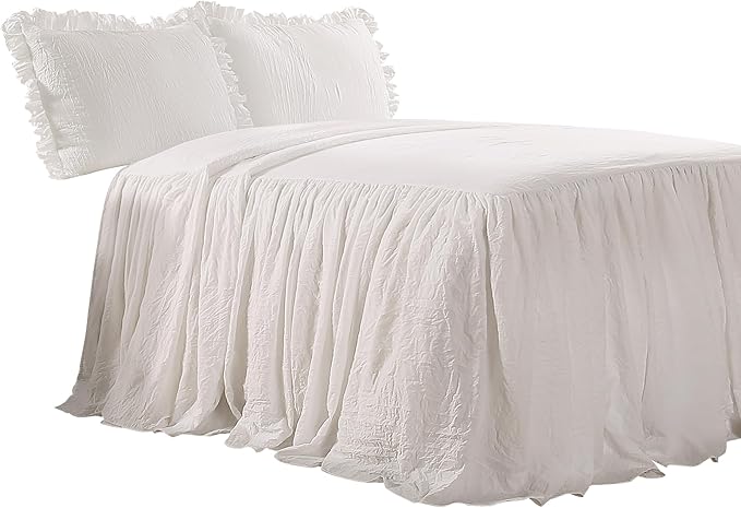 Lush Decor Ruffle Skirt Bedspread Set - 3-Piece Luxurious Farmhouse Bedding - Elegant Ruffle Detail - Timeless Style - Soft Lightweight Sheets - Queen, White