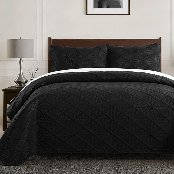 Yiran Black Quilt Set King Size Bedding Set Fall Bedspreads Embossed Diamond Pattern 3 Piece Soft Microfiber Coverlet for All Season with 2 Pillow Shams (King, 106x96 Inch)