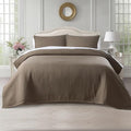 KASENTEX Oversized King Quilt Set 112"x106" – Soft Washed 3-Layer Lightweight California King Bedspread, Minimalist Nordic Design, All-Season Spring & Summer Quilt Set (1 Quilt + 2 Pillow Shams), Cub
