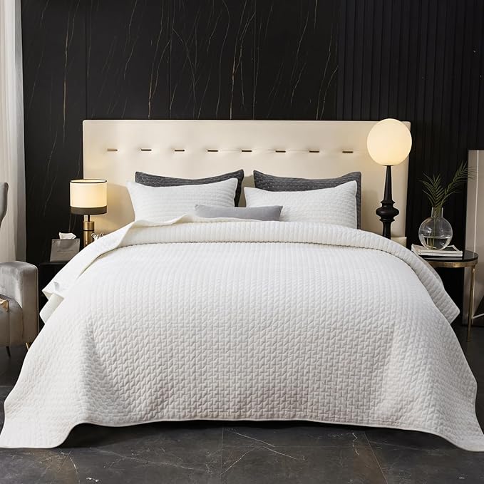 Powdion Velvet Quilt King Size,Bedspread Quilted Bedding Set, Luxurious Soft Coverlet Set Lightweight Velvet Comforter for All Season with 2 Pillow Shams, Striped Quilt Set, 96x106 Cream White
