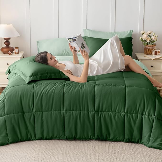 JOLLYVOGUE Twin XL Comforter Set, Ultra-Soft Bed in a Bag Twin XL Size 5 Pieces, Oeko-TEX Certified Bedding Set with Down Alternative Comforter, Sheets, Pillowcases & Shams, Dark Green & Light Green
