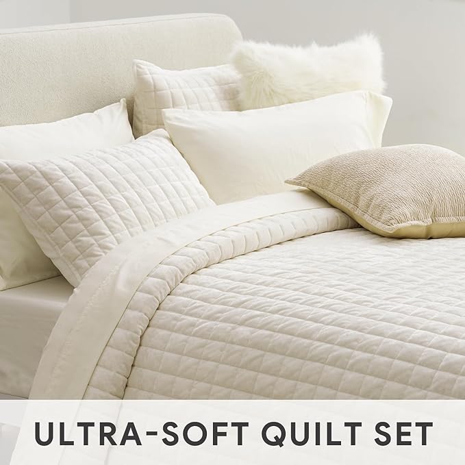 RECYCO Luxury Velvet Quilt Set, California King 118'' x 106'' Oversized Bedspread, Ultra Soft Velvet Comforter, Lightweight Box Stitch Bedding Sets for All Season, with 2 Shams, Ivory White