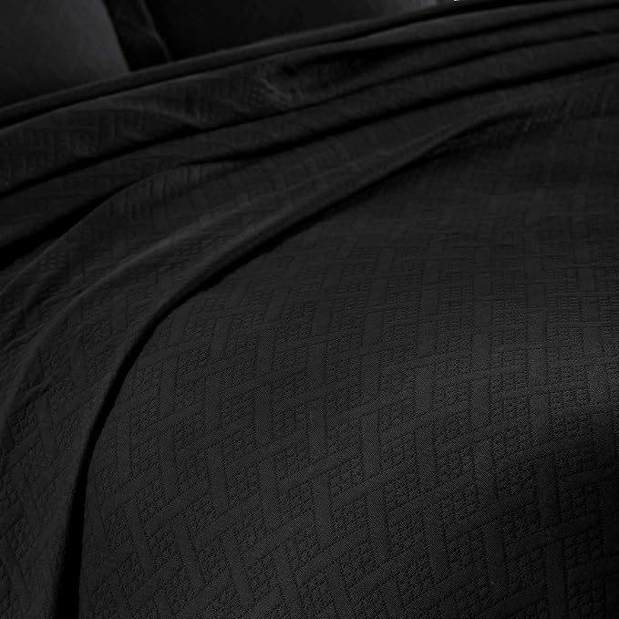 Superior 100% Cotton Basket Weave Bedspread with Shams, All-Season Premium Cotton Matelasse Jacquard Bedding, Quilted-Look Geometric Basket, Queen, Black