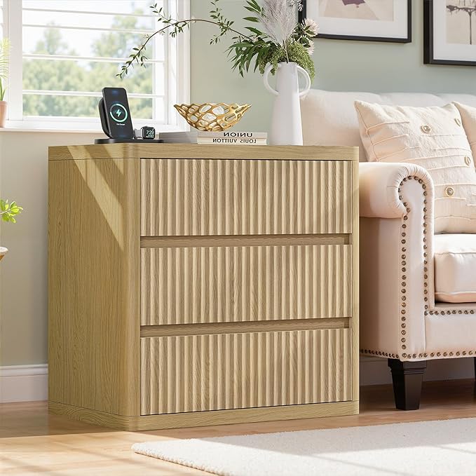 Fluted Nightstand with 3 Drawers, Wood Night Stand with Storage, 25" Wide Side Table, Modern Bedside Table for Bedroom, End Table for Living Room, Handleless Design, Curved Profile, Natural Oak 1PC