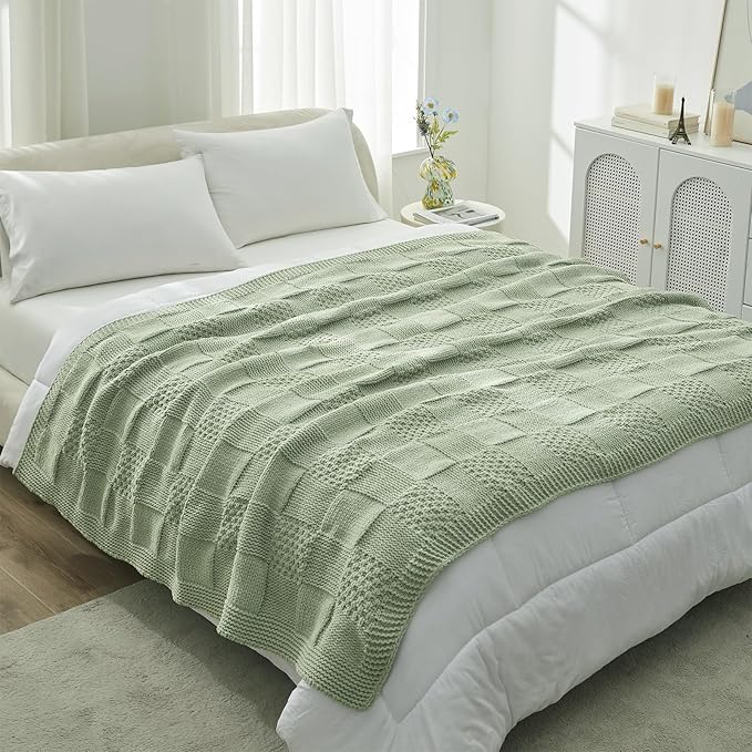 Amélie Home Checkered Chenille Knit Throw Blanket for Couch, Classic Texture Decorative Soft Blanket for Sofa, Chair & Bedroom, 50"x60", Sage Green