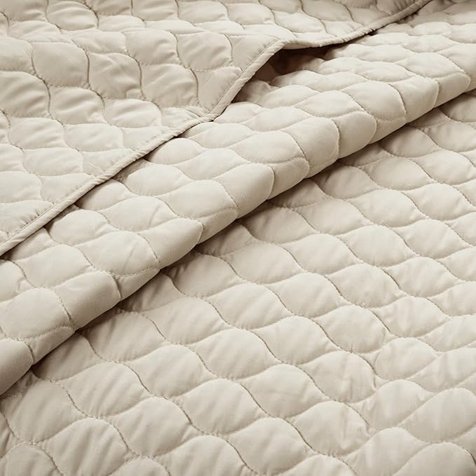 Lush Decor Ella Ruffle Lace Quilt, 3 Piece Set, King, Neutral, Cute Quilt - King Bedding Set - Beige Bedding - Coquette Decor - Neutral Ruffle Trim - Beige Lace Trim