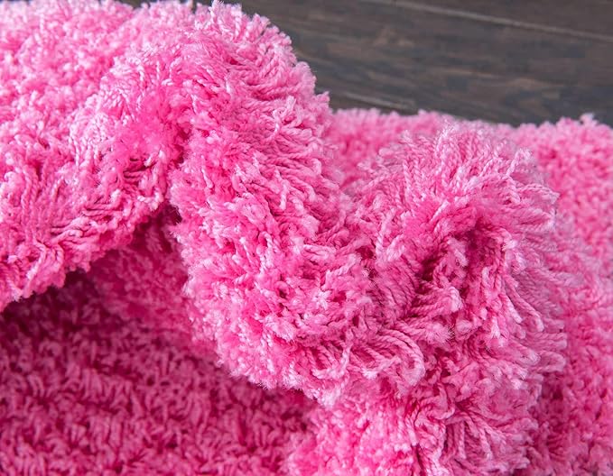 Unique Loom Solid Shag Collection Area Rug (9' x 12' 2" Rectangle, Taffy Pink)