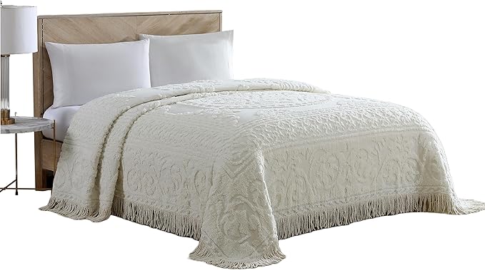 Beatrice Home Fashions Medallion Chenille Bedspread, Twin, Ivory