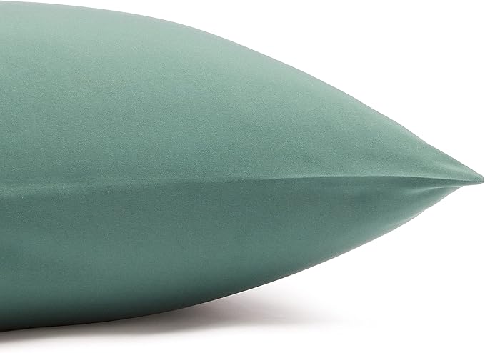 Amazon Basics Lightweight Super Soft Easy Care Wrinkle Free Microfiber 3 Piece Bed Sheet Set with 14-Inch Deep Pockets, Twin, Emerald Green, Solid, Kids, Men & Women Bedding (Pack of 4)