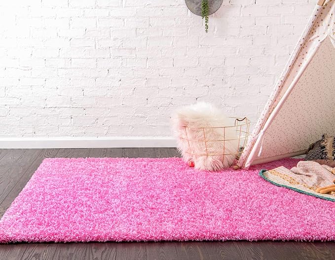 Unique Loom Solid Shag Collection Area Rug (6' 1" x 9' Rectangle, Taffy Pink)