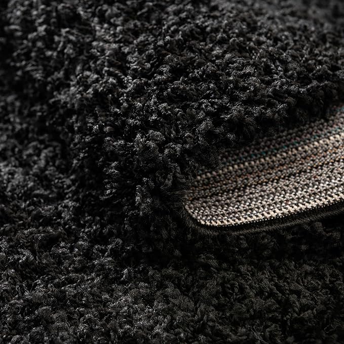 Unique Loom Solid Shag Collection Area Rug (4' 1" Round, Jet Black)
