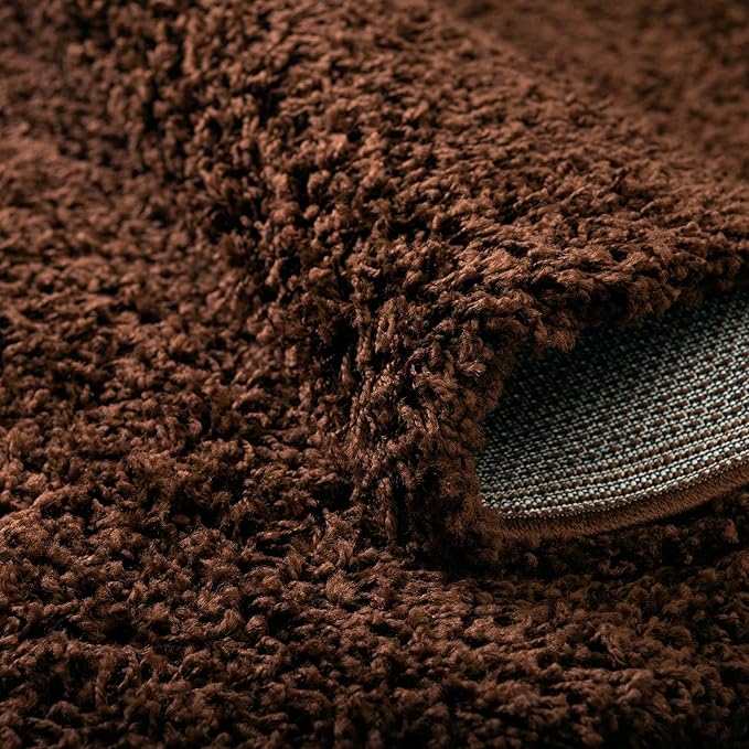 Unique Loom Solid Shag Collection Area Rug (7' 1" Round, Chocolate Brown)