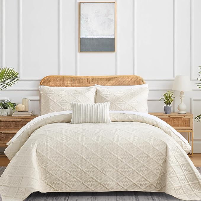 Yiran Queen Quilt Set Beige Spring Summer Bedspreads Bedding Set 3 Pieces Thin Lightweight Microfiber Coverlet with 2 Pillow Shams for All Season