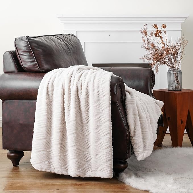 BATTILO HOME White Faux Fur Throw Blanket for Couch, Bed, Cream Faux Rabbit Fur Blanket Throw 50"x60", Blanket, Ivory Blanket with 1 Fur Pillow Cover, 18"x18"