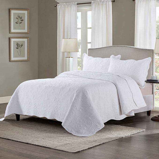 HoneiLife Quilt Set King Size - 3 Piece Embroidered Microfiber Bedspread Reversible Coverlet Lightweight Bedcover Paisley Pattern Bedding Set All Season Quilts-White