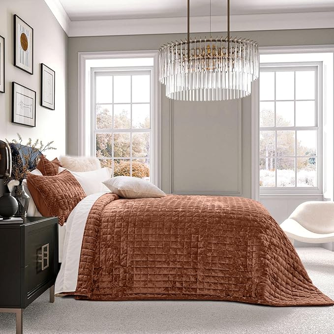 RECYCO Luxury Velvet Quilt Set Full Queen Size Bedding Sets, Ultra Soft Velvet Comforter Set, Lightweight Channel Box Stitch Oversized Bedspread Coverlet for All Season, with 2 Shams, Terracotta Fawn