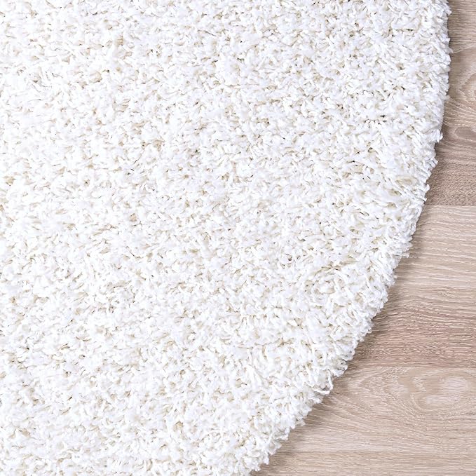 Unique Loom Solid Shag Collection Area Rug (3' 3" Round, Snow White)