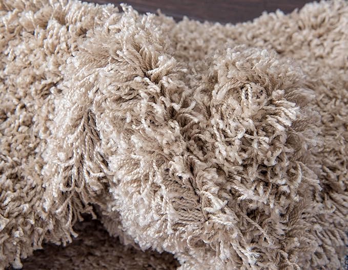 Unique Loom Solid Shag Collection Area Rug (2' 2" x 3' 1" Rectangle, Taupe)