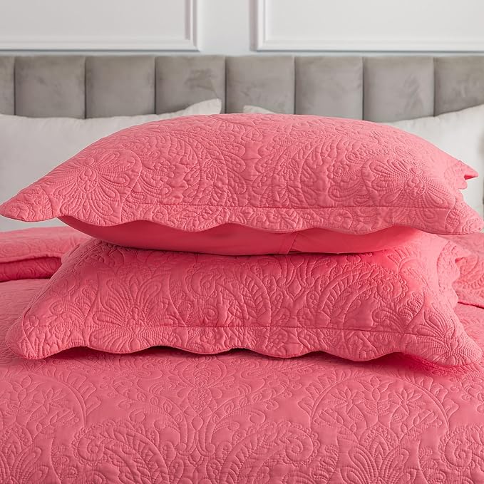HoneiLife Queen Quilt Bedding Set - Microfiber Quilt Sets for Queen Bed, 3-Piece Lightweight Bedspreads,Reversible Coverlets Rustic Bedlinen Sets, Floral Bedding Set All Season Quilts-Sugar Coral