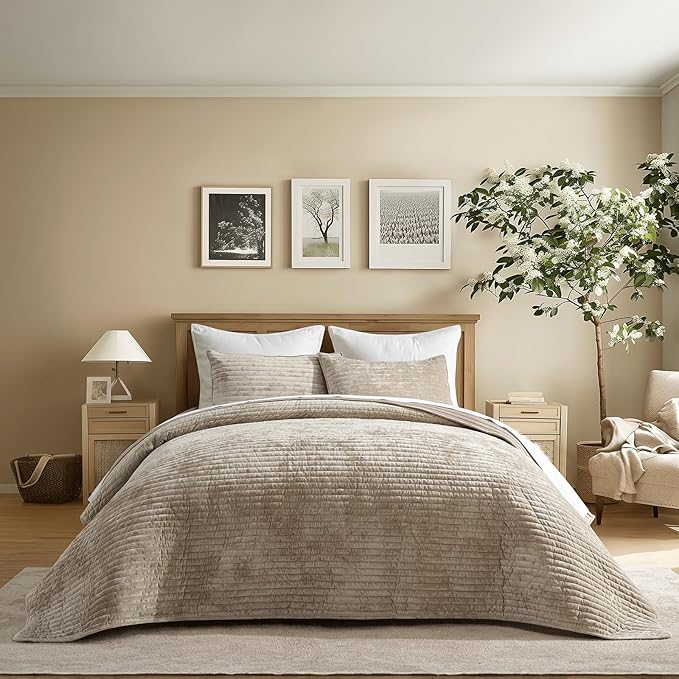 EVERGRACE Velvet Quilt Set California King 118'' x 106'', Luxurious Soft Striped Channel Bedding Set, Lightweight Velvet Comforter for All Season, Oversized Bedspread Coverlet w/ 2 Shams, Beige Taupe