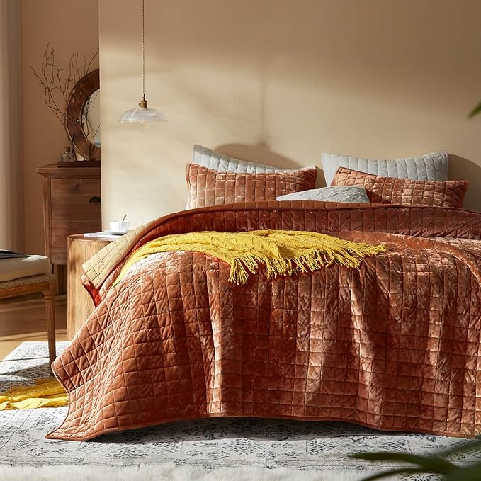 LEAONME Velvet Quilt Full/Queen Size-90''x98'', Lightweight Burnt Orange Velvet Comforter Set with 2 Pillow Shams, Soft Bedspread Coverlet Quilted Bedding Set for All Season