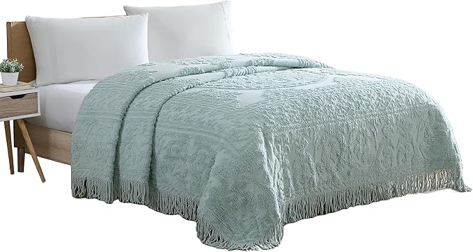 Beatrice Home Fashions Medallion Chenille Bedspread, Full, Blue