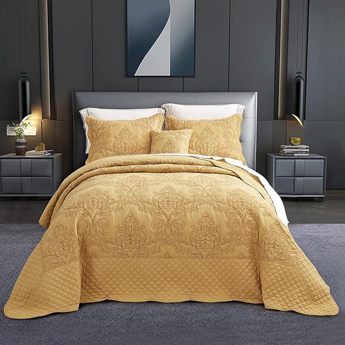 CHIXIN Bedspread Coverlet Set Queen Size - Lightweight Bedding Cover - Beautiful Stitching - 5 Piece Reversible Bedspread - Luxury Damask Paisley Pattern (Queen, Honey-Gold)