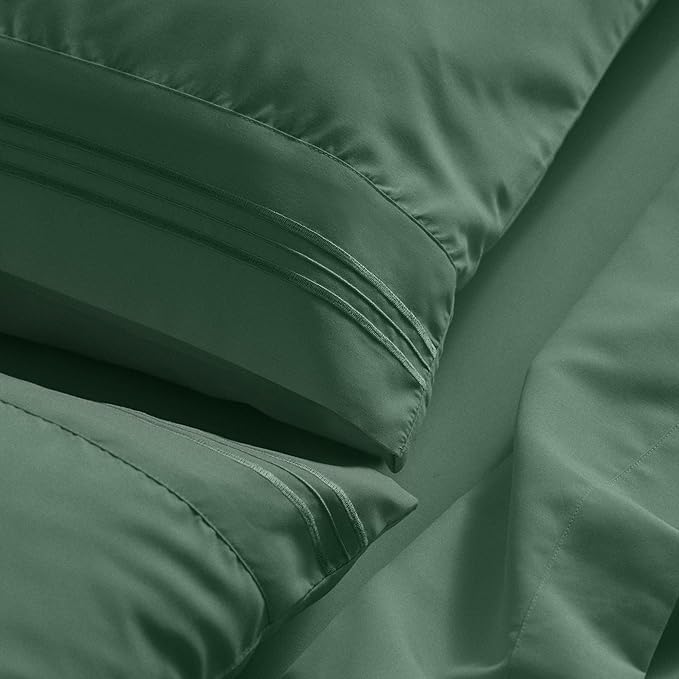 Mellanni California King Sheet Set - 6-Piece Iconic Collection Bedding, (Including 4 Pillowcases), 21-Inch Extra Deep Pocket, Easy Care, Ultra Soft, Cooling Sheets, Brushed Microfiber - Emerald Green
