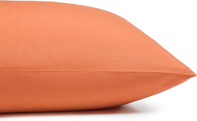 Amazon Basics Lightweight Microfiber 4-Piece Bed Sheet Set, Brick, Solid, Full