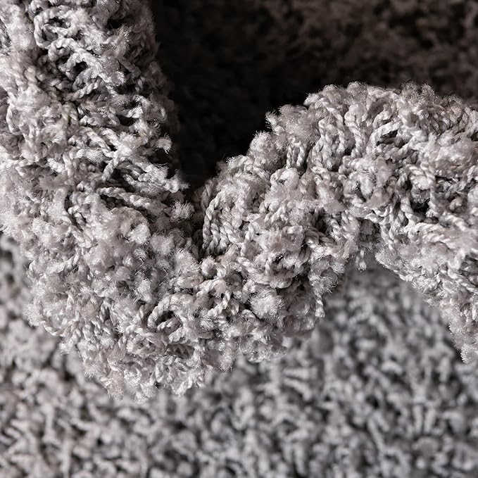 Unique Loom Solid Shag Collection Area Rug (4' 1" x 6' 1" Rectangle, Cloud Gray)