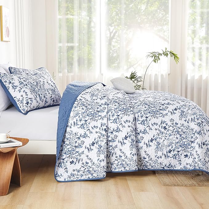 WONGS BEDDING Quilt Queen Size, Blue Quilt Bedding Set with 2 Pillowcases, Botanical Quilts for Queen Bed, Soft Microfiber Lightweight Coverlet Bedspread for All Season (96"×90", 3 Pieces)