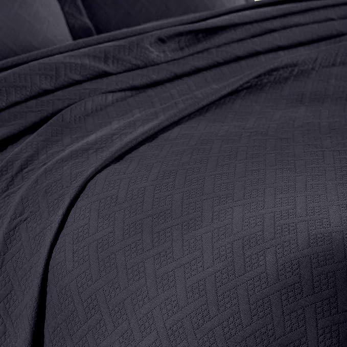 Superior 100% Cotton Basket Weave Bedspread with Shams, All-Season Premium Cotton Matelasse Jacquard Bedding, Quilted-Look Geometric Basket, King, Navy Blue