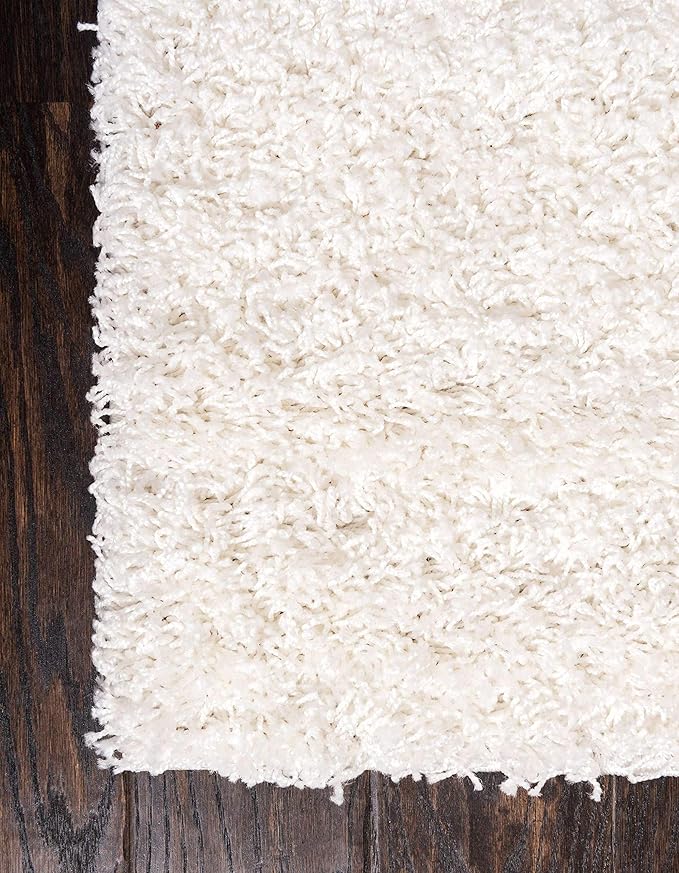 Unique Loom Solid Shag Collection Area Rug (10' x 13' 1" Rectangle, Snow White)