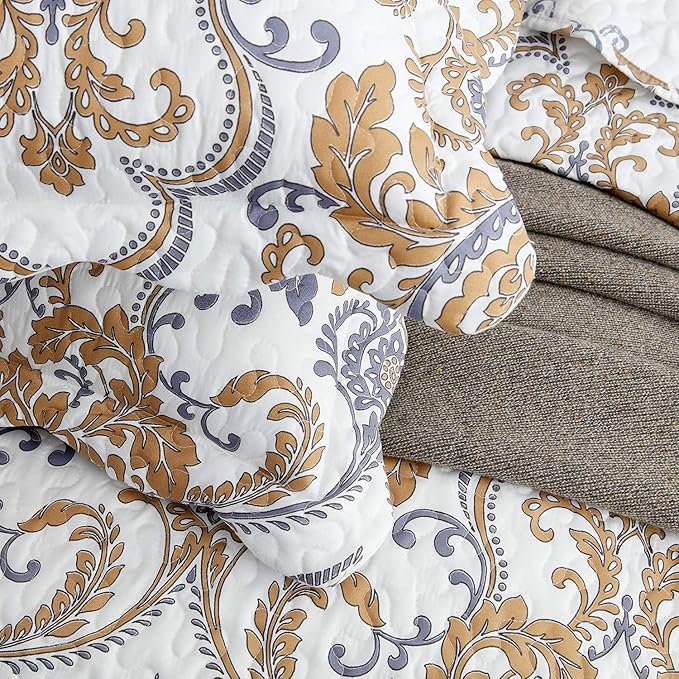 CHIXIN Full Size Bedspread Quilt - Luxury Collection - European Damask Paisley Pattern - Classic & Gorgeous Bedding Cover, Lightweight, Ultra Soft, 5 Piece, 100% Microfiber, White/Khaki/Grey