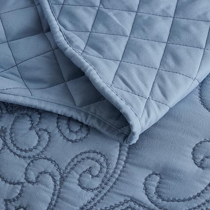 CHIXIN Bedspread Coverlet Set Queen Size - Lightweight Bedding Cover - Beautiful Stitching - 5 Piece Reversible Bedspread - Luxury Damask Paisley Pattern (Queen, Ashley Blue)