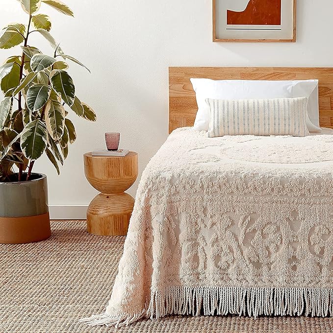 Beatrice Home Fashions Medallion Chenille Bedspread, Queen, Blush