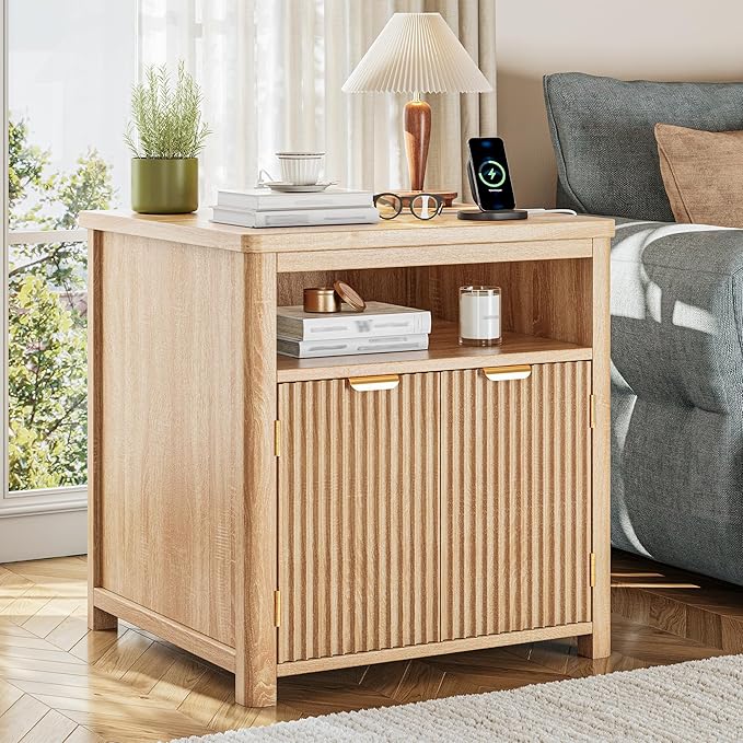 Fluted Nightstand with Charging Stations, 23.6" Wide Natural Oak Nightstand with Storage Drawers, Side Tables, Modern Farmhouse End Tables for Bedroom, Natural Oak