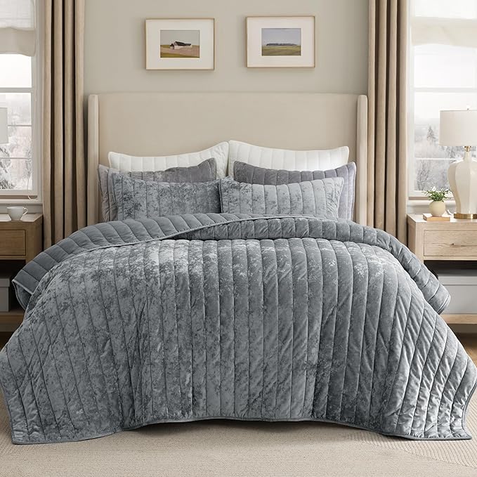 Bedsure Velvet Quilt King Size Set - 108"x96" Lightweight Velvet Comforter King Quilt, Oversized Luxury Bedspread Coverlet, Ultra-Soft Winter Bedding Set with 2 Pillow Shams, Sliver Gray