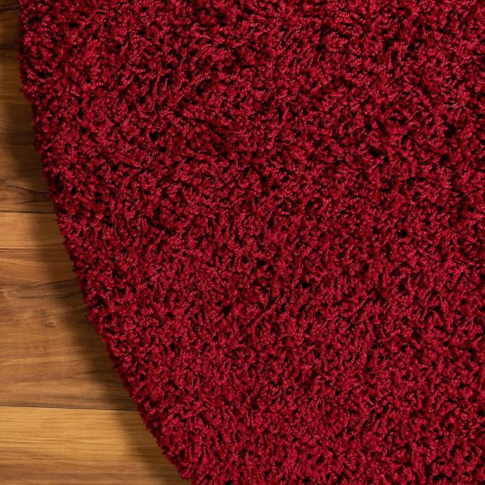 Unique Loom Solid Shag Collection Area Rug (7' 1" Round, Cherry Red)