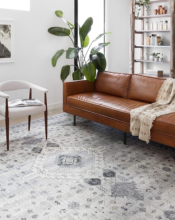 Loloi II Skye Collection SKY-02 Silver/Grey 5'-0" x 7'-6" Area Rug