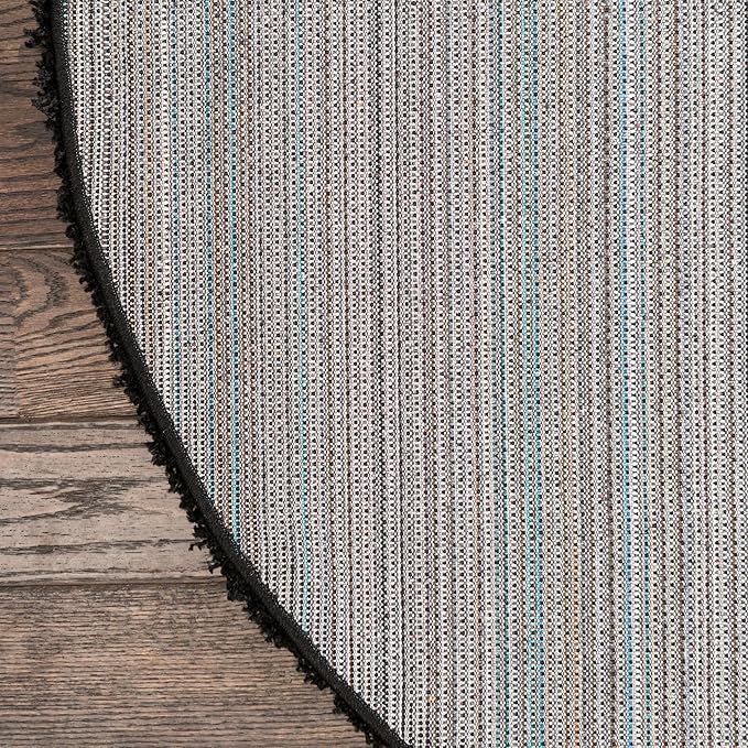 Unique Loom Solid Shag Collection Area Rug (7' 10" x 10' Oval, Jet Black)